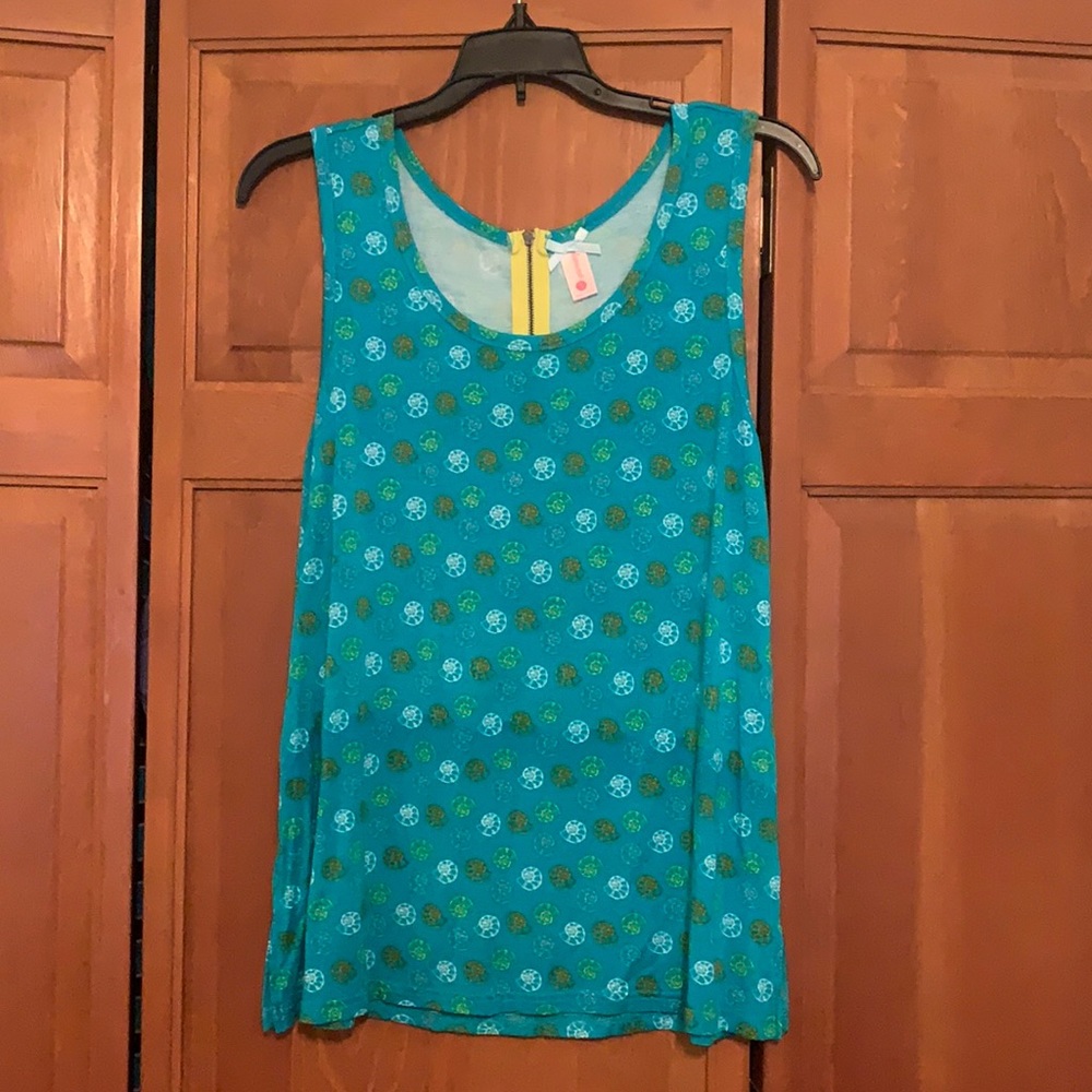 Seashell printed tank